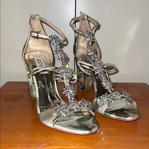 Badgley Mischka Women's Silver Heels